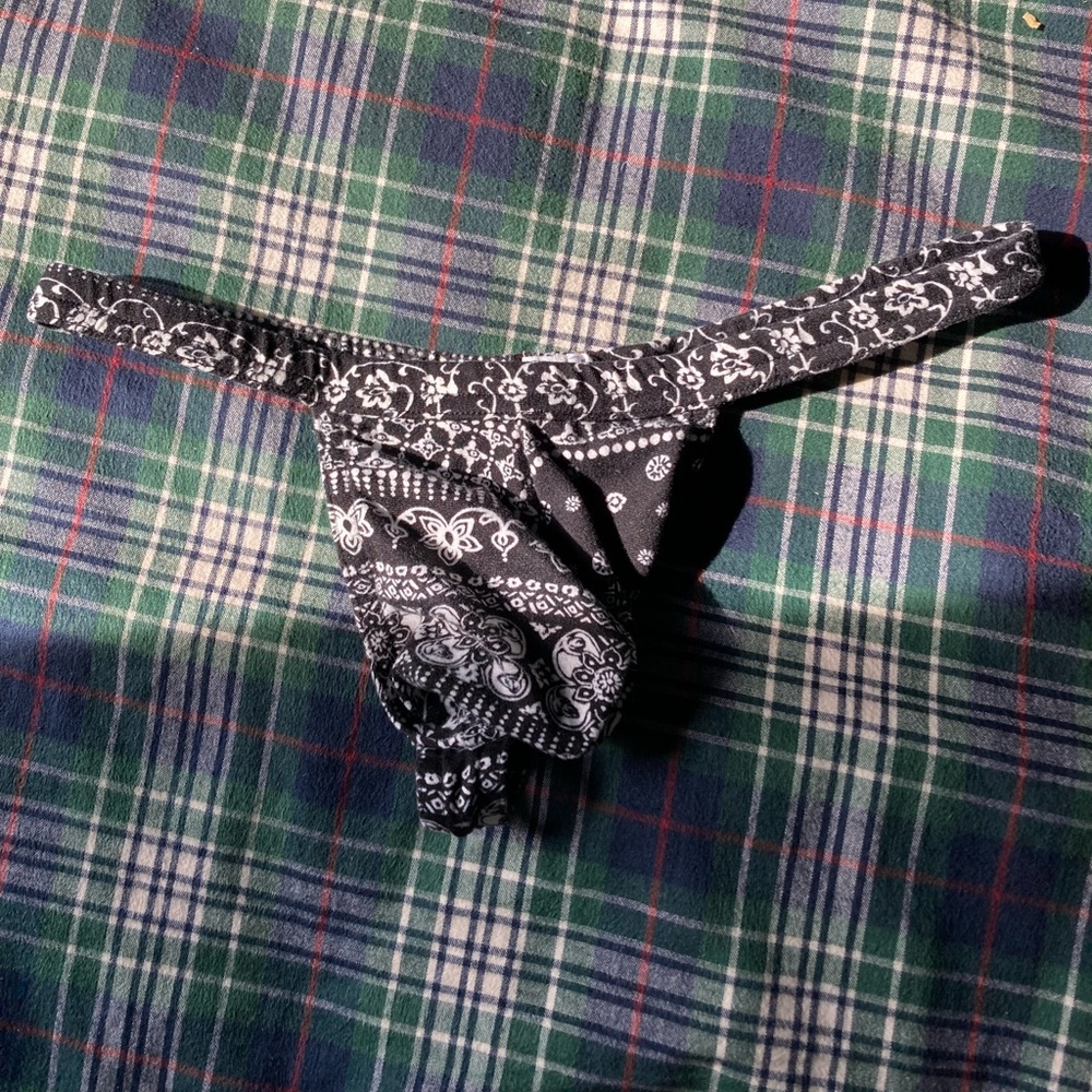 N2N bodywear thong nwot